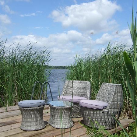 Ferienwohnung Am See Wochowsee エクステリア 写真
