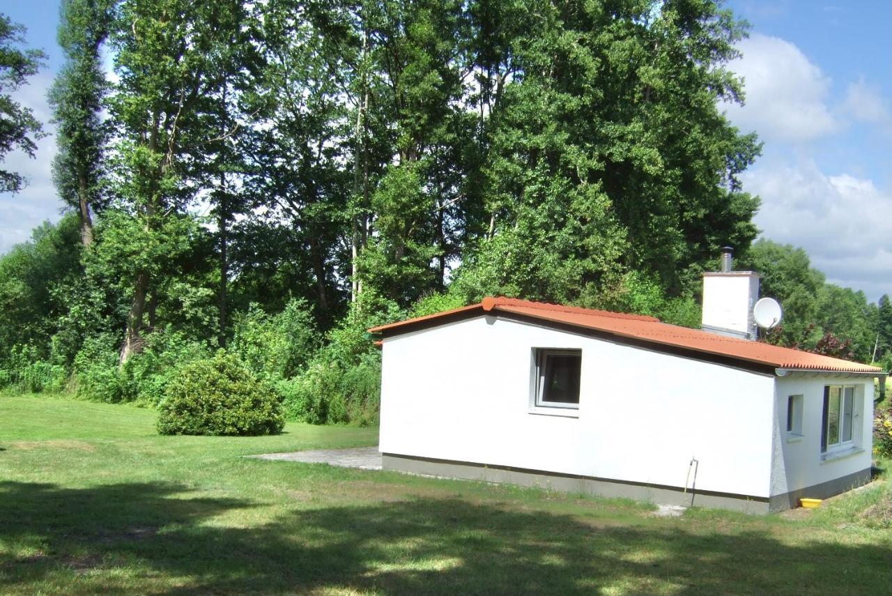 Ferienwohnung Am See Wochowsee エクステリア 写真